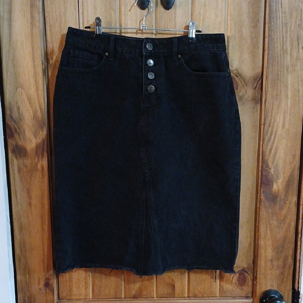 The Main Street Exchange Denim Skirt - 8